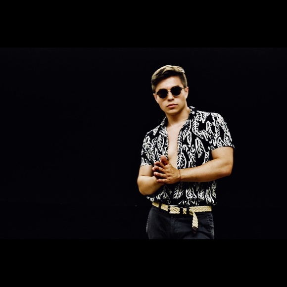 Meet your Posher, Nick - Picture 4 of 6